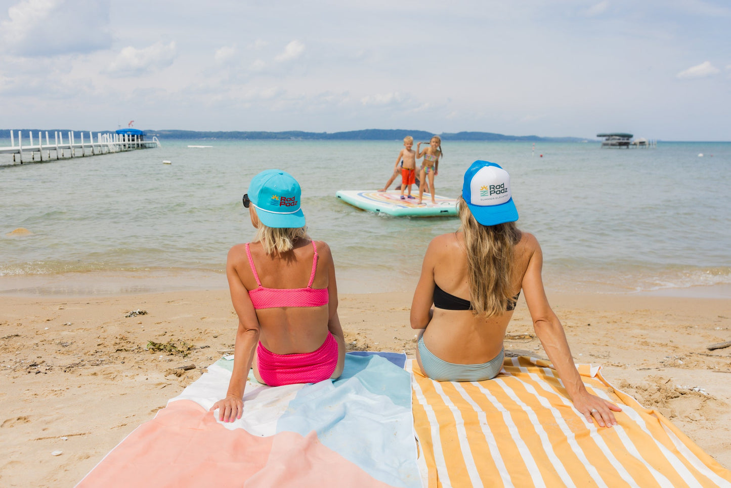 RadPadz Quick - Dry, Sand - Free Towel | 4 Pack - RadPadzRadPadz